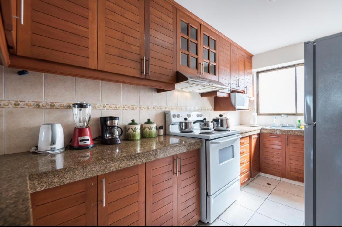 New Apartment In Miraflores! Larcomar Area! Ліма Екстер'єр фото